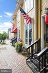 210 Queen St photo